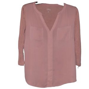 SOHO Small pink long sleeve blouse V-neck airy thin clothing